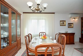 Apartment 38