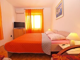 Apartment 39