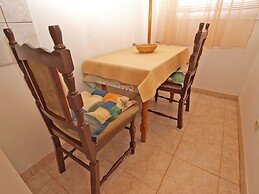 Apartment 39