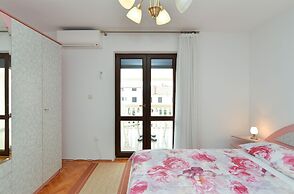Apartment 43