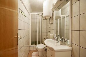 Apartment 43