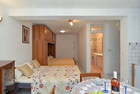 Apartment 43