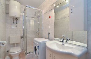 Apartment 43