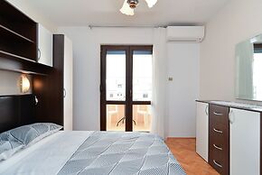 Apartment 43