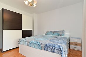 Apartment 43