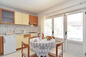 Apartment 43