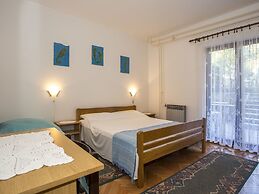 Apartment 51