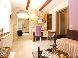 Apartment 64