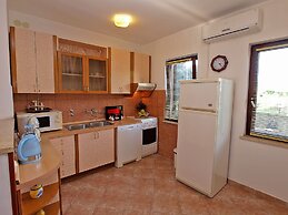 Apartment 70