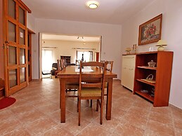 Apartment 70