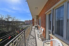 Apartment 74