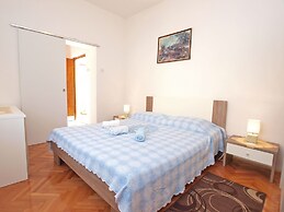 Apartment 154