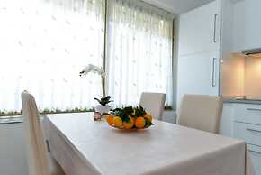 Apartment 167
