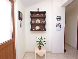 Apartment 250