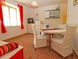 Apartment 256