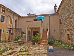 Apartment 256