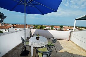 Apartment 297