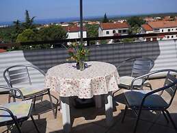 Apartment 297