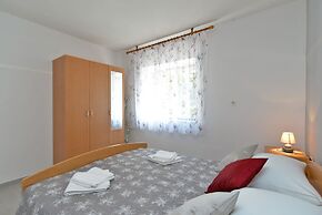 Apartment 358