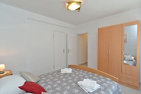 Apartment 358