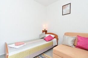 Apartment 358