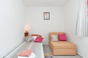 Apartment 358