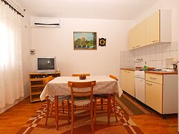 Apartment 359