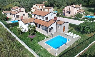Villa 376