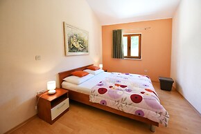 Villa 377