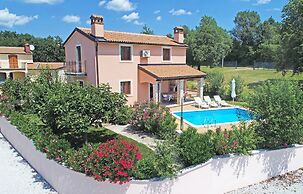 Villa 377