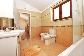 Villa 377