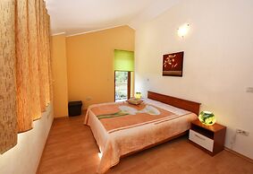 Villa 377