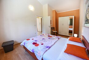 Villa 377