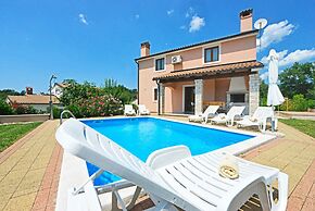Villa 377