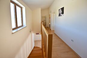 Villa 377