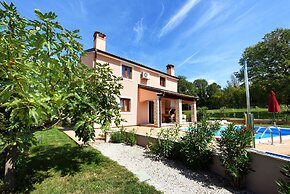 Villa 377
