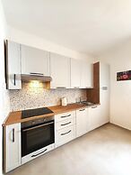 House 385
