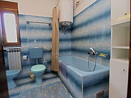 Apartment 390