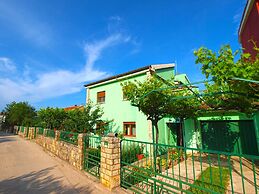 Apartment 390