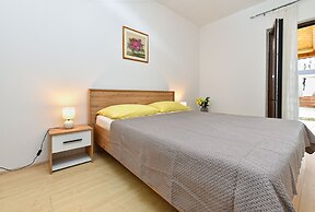 Apartment 417