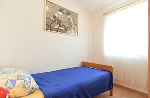 Apartment 436