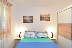 Apartment 436