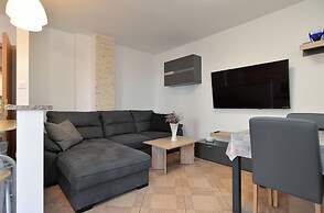 Apartment 436