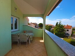 Apartment 440