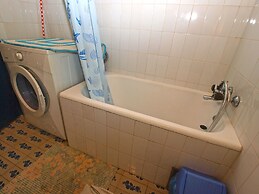 Apartment 461