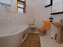 Apartment 531