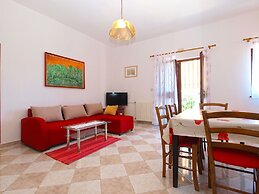 Apartment 539