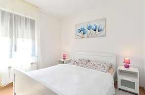 Apartment 589