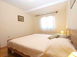 Apartment 604