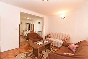 Apartment 621